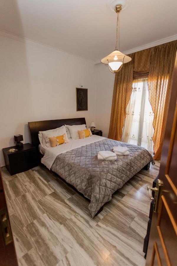 Arias'-Welcoming Guest House กูนูปิเดียนา ภายนอก รูปภาพ